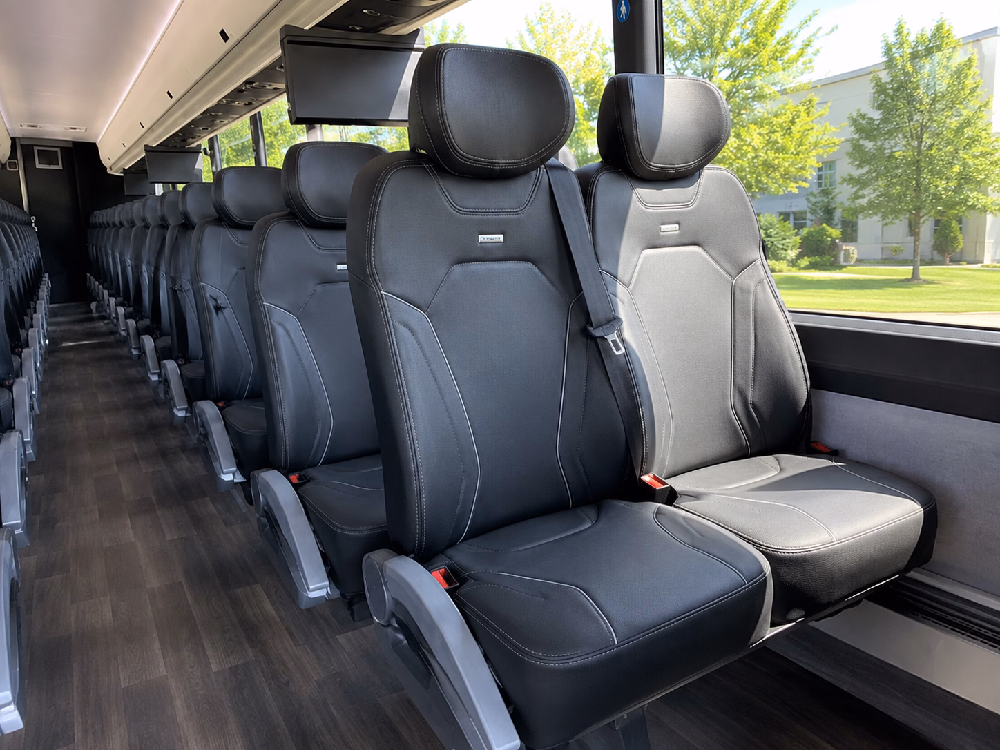 buses for pebble beach and coastal monterey peninsula weddings