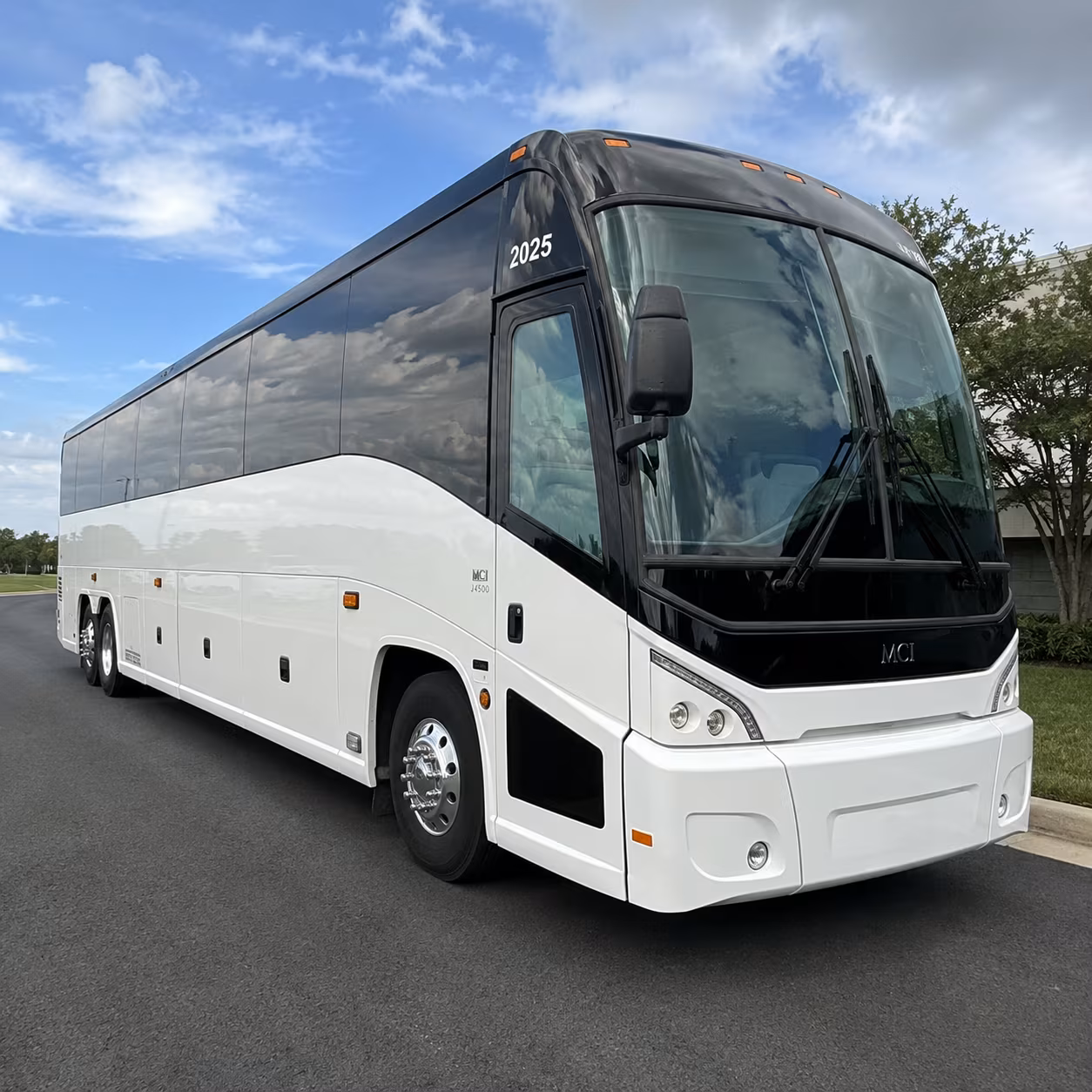charter buses for csumb and uc santa cruz college visit trips