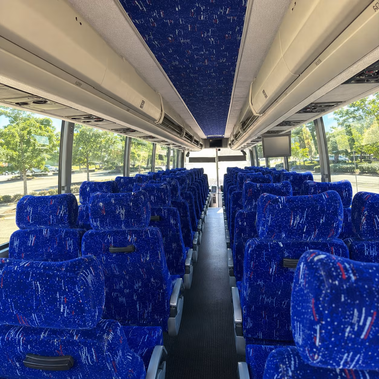 charter buses for monterey bay aquarium field trips from salinas