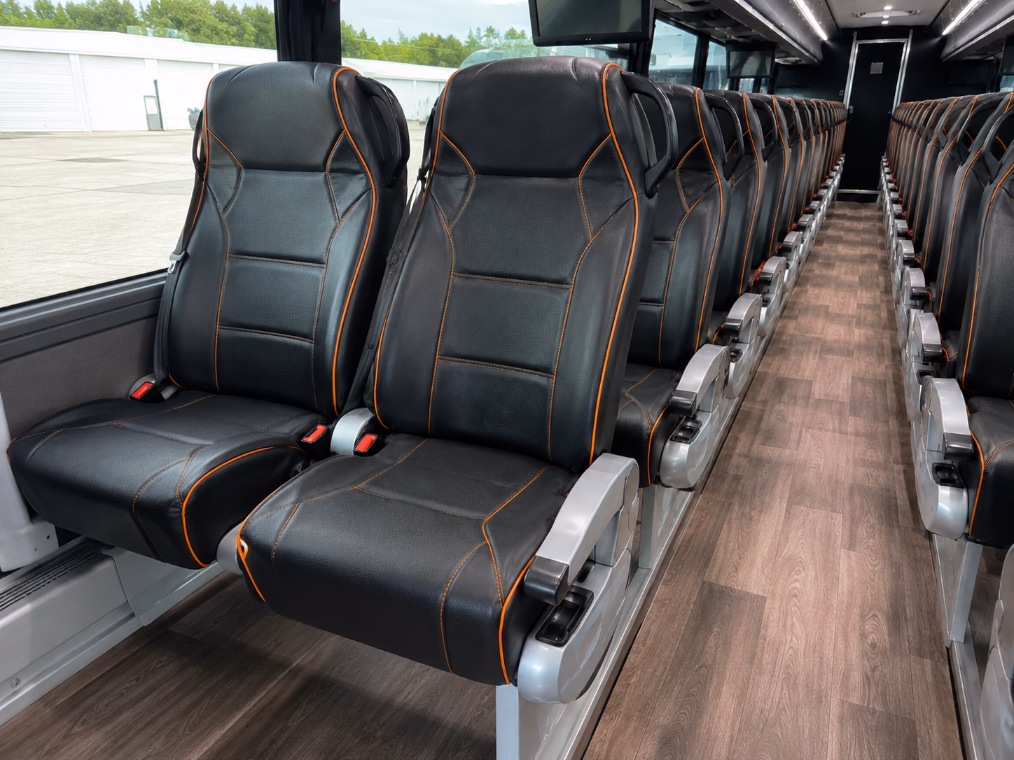 race day buses to weathertech raceway laguna seca