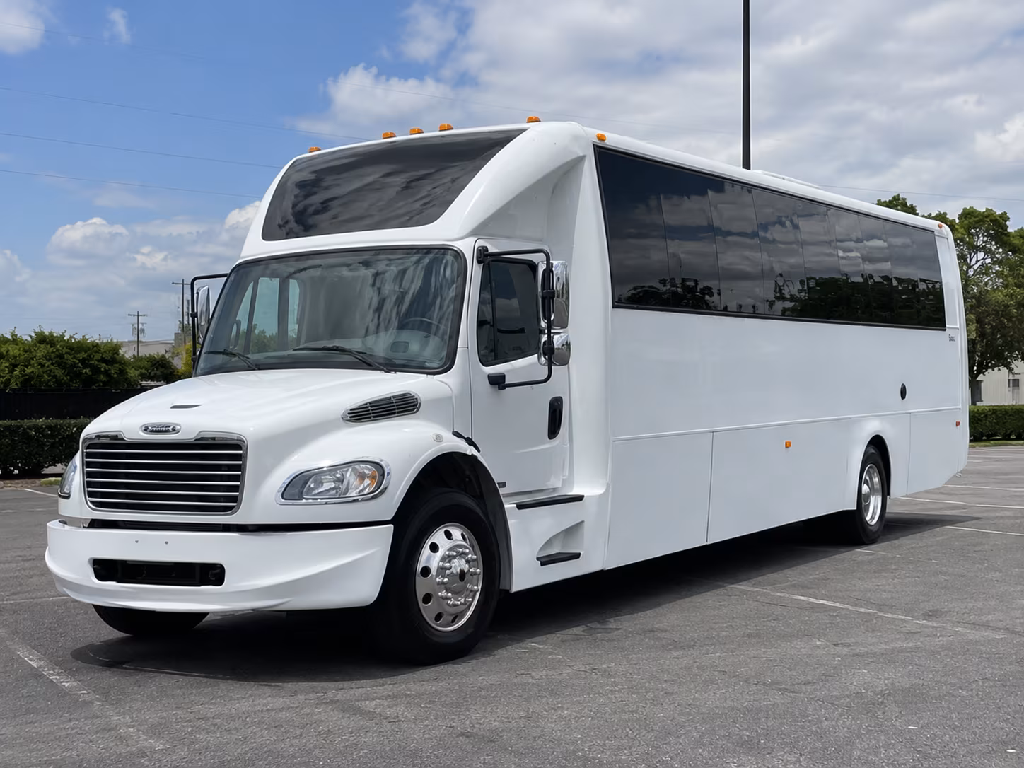 salinas party bus
