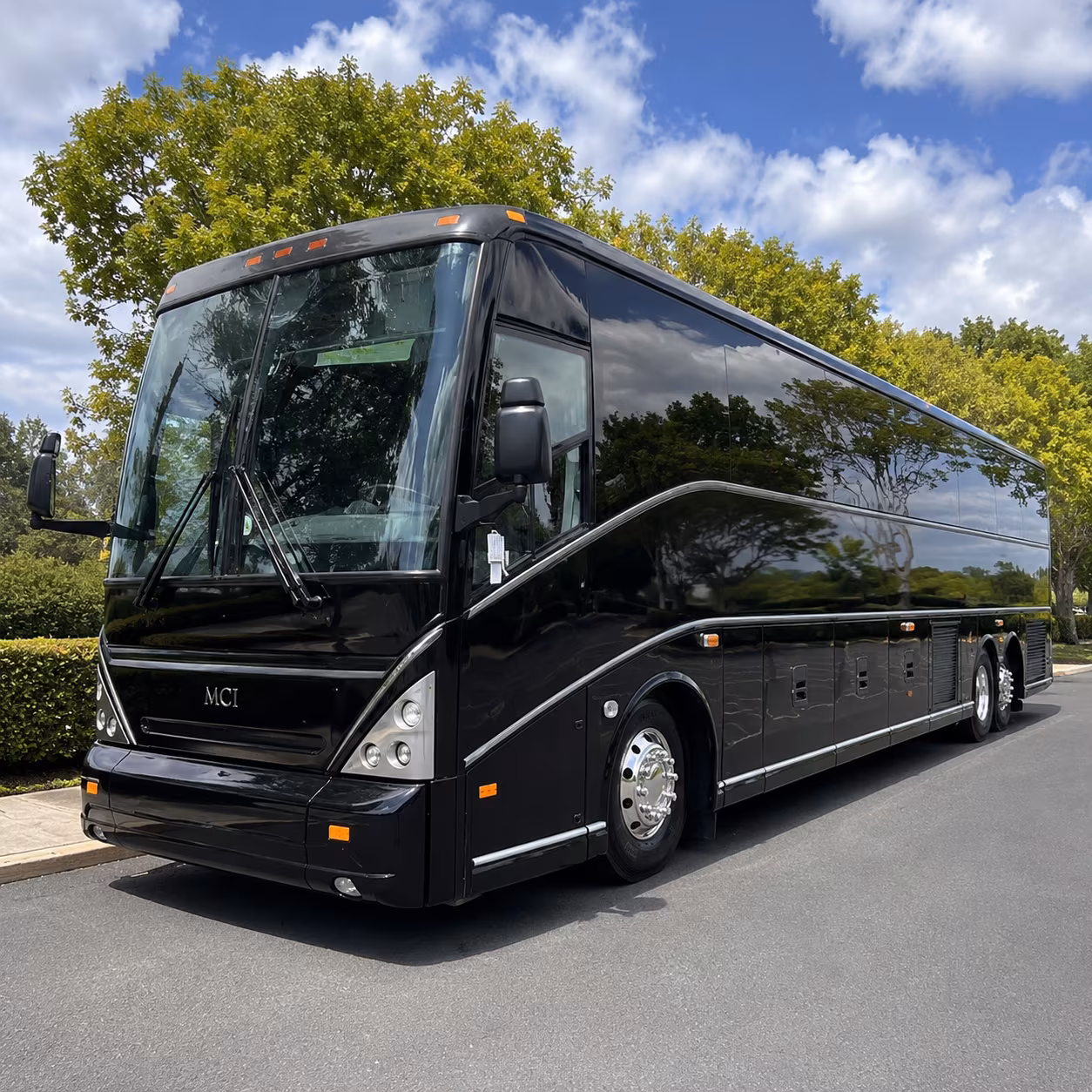 senior congregation shuttle buses serving salinas and the salinas valley